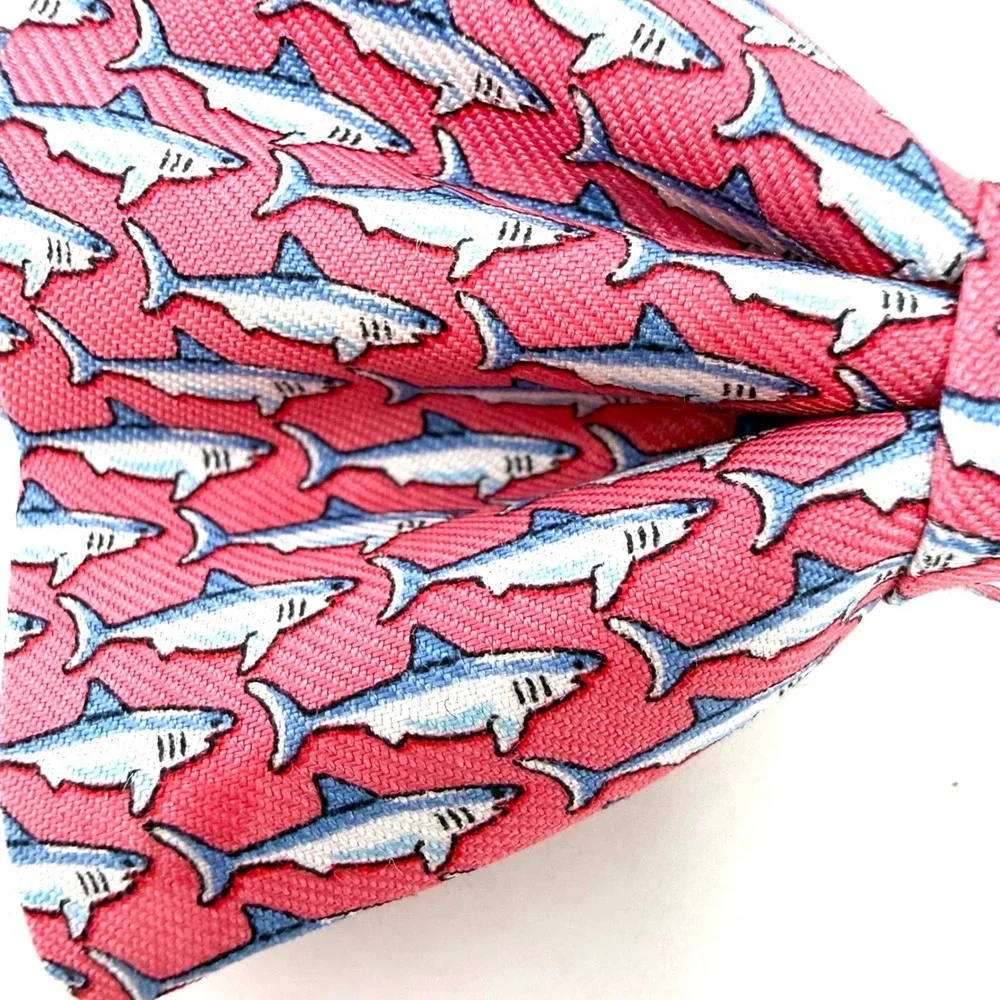 Vineyard Vines Mens Pink Shark Print 100% Silk Adjustable Bow Tie Made in USA